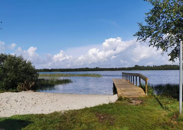 6 Person In Ansager-by Traum Ansager